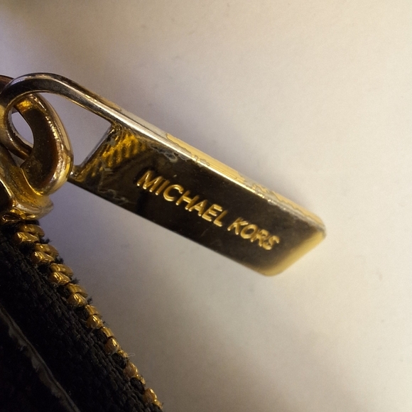 Black Leather Shoulder Bag - Picture 6 of 6